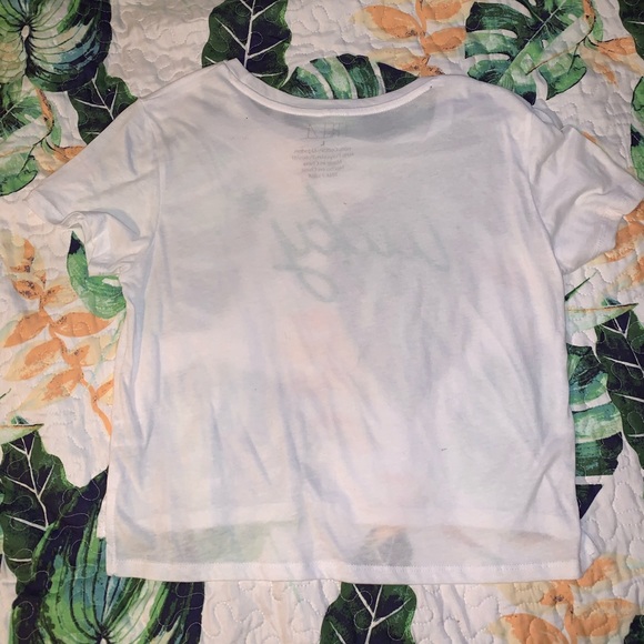 Crop Top - Picture 2 of 3